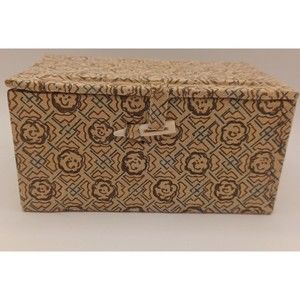 Jewelry  Treasure Case Rings Earrings Box Lined.